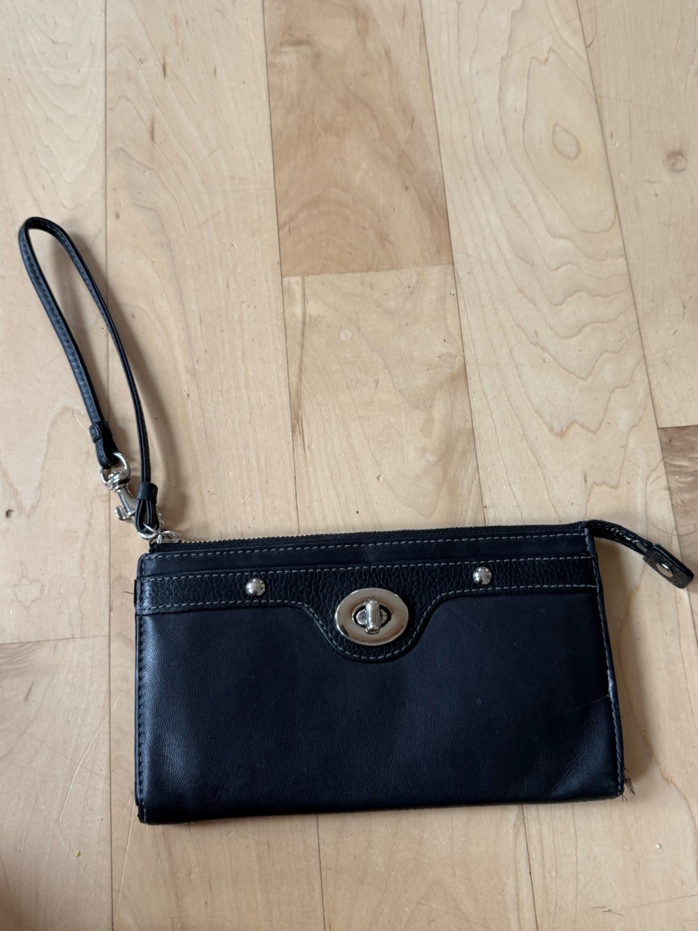 Black Leather Wristlet Clutch - Classic Women’s Wallet